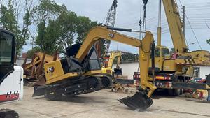 Excavatrice d'occasion japonaise Mini pelle Caterpillar CAT307.5 Mini pelle de 1,5 tonne 3 tonnes 5 tonnes Pelle sur chenilles d'occasion à Shanghai - Product Image 4