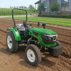 Tracteur agricole compact 4x4 TT704 à empattement étroit pour vergers - Product Image 6