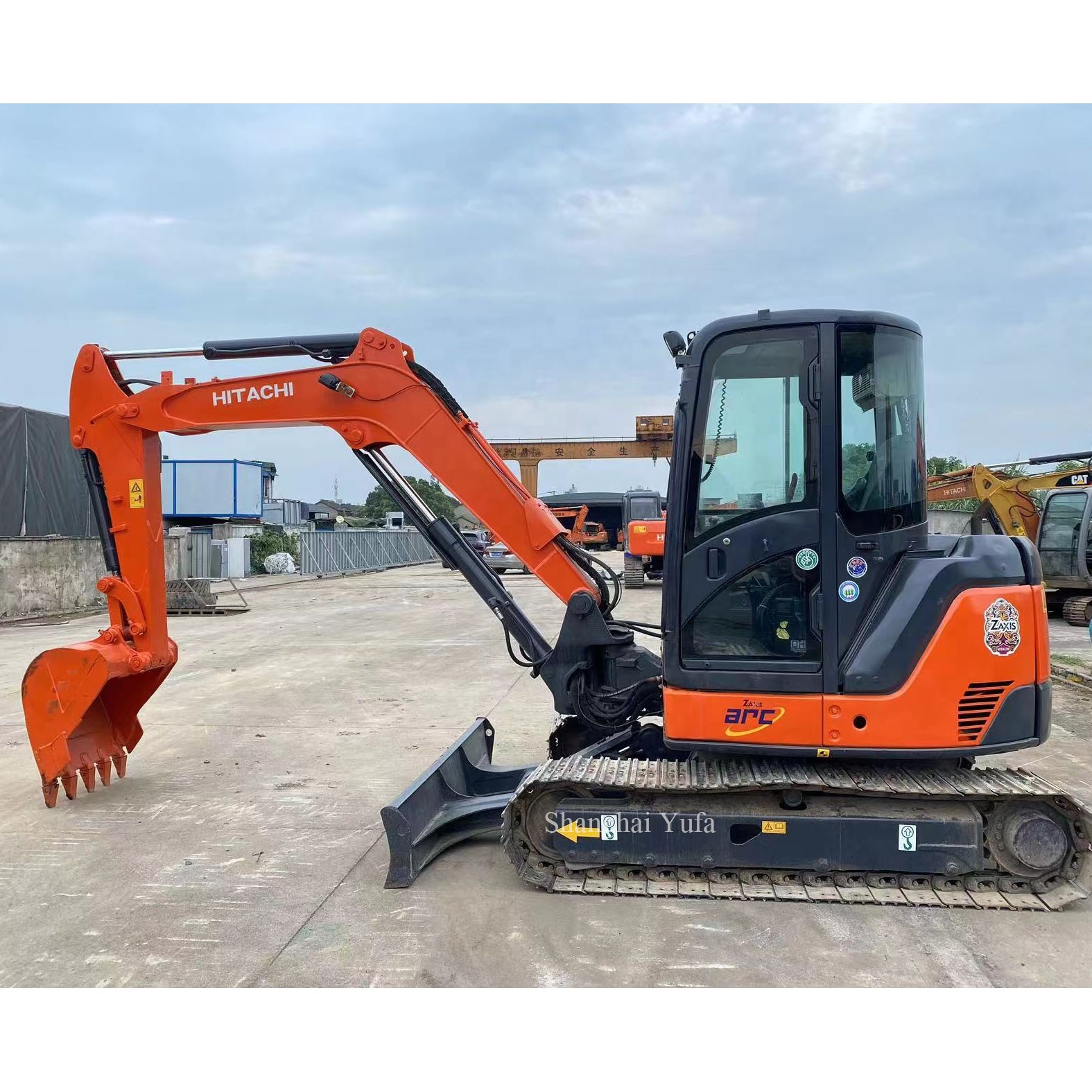 ち Second Hand Hitachi ZX60U 60 Excavator in Good Quality Used