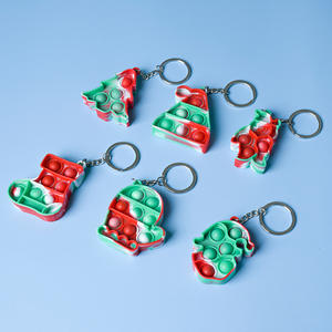 Vente en gros bon marché Silicone <span class=keywords><strong>Mini</strong></span> <span class=keywords><strong>Pop</strong></span> Porte-clés Fidget Poppers Noël Push Itting <span class=keywords><strong>Pop</strong></span> Bubble Fidget Toy Porte-clés - Product Image 2
