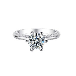Anillo de Compromiso de Moissanita con Baño de Rodio de Alta Calidad, Anillo de Promesa Solitario de Plata de Ley 925 con Engaste Pavé para Ella, Certificado GRA - Product Image 1