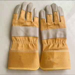 Gants de soudage en cuir de vachette avec empiècements en toile, résistants à la chaleur et aux coupures, pour l'industrie de la soudure à l'arc. - Product Image 3