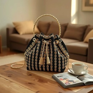 New Fashionable Women's Diamond-Encrusted Crossbody Chain Bucket <b>Bag</b> Geometric Stone Evening Clutch Handbag Polyester Lining - Product Image 5