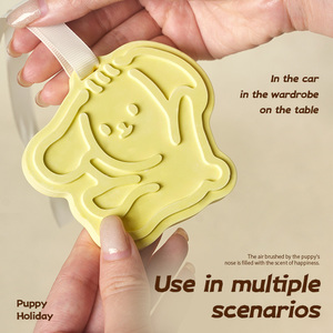 Adorable colgante de yeso con forma de cachorro para aromaterapia, regalo creativo para coche, incienso colgante para armario, pieza de yeso aromático, regalo al por mayor - Product Image 6