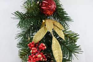 Precio al por mayor, decoración navideña personalizada para el hogar, guirnalda verde navideña de Pvc - Product Image 3