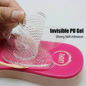 Almohadilla de gel de PU viscoso con clip <span class=keywords><strong>para</strong></span> <span class=keywords><strong>sandalias</strong></span>, antideslizante, de masaje, <span class=keywords><strong>para</strong></span> todas las estaciones, <span class=keywords><strong>para</strong></span> la parte delantera de chanclas. - Product Image 5