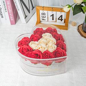 Espositore per Rose in acrilico a forma di cuore con Logo personalizzato con supporto per <span class=keywords><strong>l</strong></span>'acqua per fiori freschi - Product Image 5