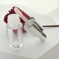 Flacon compte-gouttes de forme personnalisée unique avec couvercle sur mesure pour tube de gloss à lèvres, estampage à chaud, vente en gros en vrac