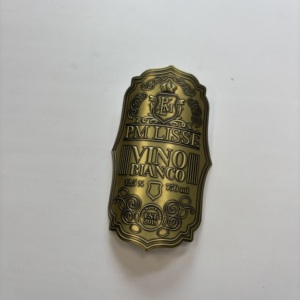 Etiquetas de Vino Personalizadas con Certificación BSCI, OEM/ODM, Adhesivos con Logotipo de Ala Dorada en Relieve - Product Image 2