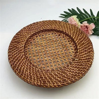Sous-plats faits à la main pour assiettes à dîner, en rotin tressé avec pompon, ronds, pour la décoration de la maison, style bohème avec franges