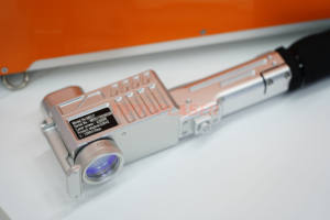 Sistema de Limpieza Láser de Fibra <span class=keywords><strong>Profesional</strong></span> de 300W, Dispositivo Portátil de Mano, Eliminación Rápida y Profunda de Capas de Óxido Pesado y Recubrimientos Difíciles - Product Image 4