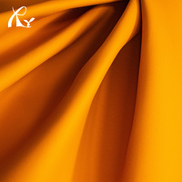Tissu d'ameublement en cuir PU microfibre imperméable et résistant à l'eau de haute qualité 1,2 mm pour sièges de voiture, canapés, vêtements et robes