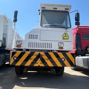 Venta <span class=keywords><strong>de</strong></span> Fábrica: Tractor <span class=keywords><strong>de</strong></span> Terminal <span class=keywords><strong>de</strong></span> Contenedores Sinotruk Hova 4x2, Camión Tractor <span class=keywords><strong>de</strong></span> Muelle LHD RHD con Motor Cummins, Camión <span class=keywords><strong>de</strong></span> Maniobra <span class=keywords><strong>de</strong></span> 90t para Patio <span class=keywords><strong>de</strong></span> Carga - Product Image 2