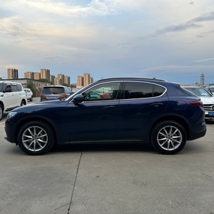 Alta qualità usato <span class=keywords><strong>Alfa</strong></span> <span class=keywords><strong>Romeo</strong></span> AWD turbocompresso coupé cambio automatico R18 pneumatici in pelle sedili interni scuri - Product Image 2