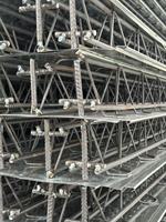 Plancher en treillis d'acier renforcé TD4-80, hauteur de treillis 70 mm, coffrage permanent économique pour mezzanine de bâtiment de bureaux