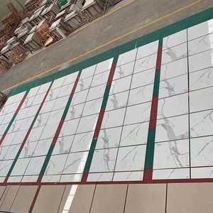 กระเบื้องหินอ่อนขัดเงาคุณภาพสูง Calacatta White OEM/ODM สำหรับขายส่ง ทนทาน กันน้ำ เหมาะสำหรับตกแต่งภายในห้องนั่งเล่น โรงแรม - Product Image 6