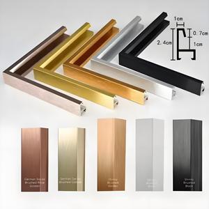 إطار مرآة حديث راقي ومخصص لغرفة المعيشة وتطبيقات الحمام - Product Image 2