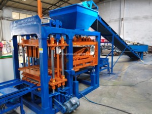 小規模産業工場で大量の利益を得るQtj4-18全自動舗装ブロック製造機械、セメント高生産性 - Product Image 4