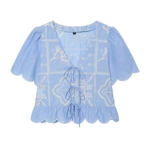 Blusa de Gasa Azul Claro Bordada para Mujer, Cuello en V, Manga Corta, Estilo Bohemio, con Lazo, Top Corto Holgado para Primavera/Verano - Product Image 1