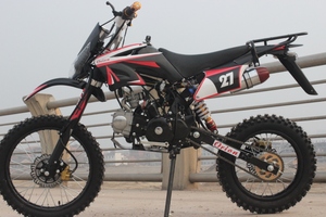 Moto tout-terrain 125cc, moto enduro 4 temps pour la conduite sur sentiers en terre, sable et montagne - Product Image 2