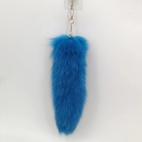 Vente en gros de vraie queue de renard 35-40CM queue de renard moelleux queue de fourrure d'animal accessoires décoratifs porte-clés pendentifs