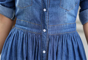 فستان قميص نسائي بطيات ونص كم, فستان جينز من الدنيم بحجم كبير - Product Image 3