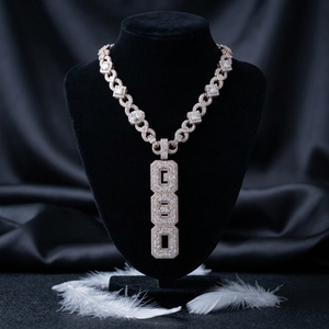 Pendentif Lettre G Iced Out en Argent avec Diamant Moissanite, Bijou de Mode Hip Hop de Luxe pour Fêtes et Événements, Personnalisation Initiale Premium - Product Image 1