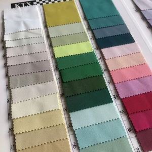 Approvisionnement direct Spot : Nouveauté 2026 – Tissu sergé brocart 100 % polyester Morgan, teint, résistant à l'abrasion, poids lourd 245 g/m², pour costumes et tenues décontractées - Product Image 6