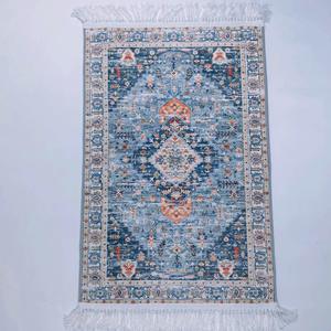 Alfombra de Oración Musulmana Islámica de Terciopelo con Borlas Plegable, Resistente al Polvo, de Alta Calidad, Acolchada, Ecológica, Impermeable y Antideslizante - Product Image 3