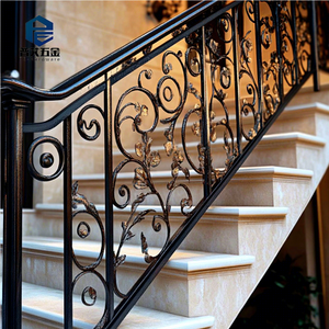 Système de main courante d'escalier en fer forgé pour l'intérieur et l'<span class=keywords><strong>extérieur</strong></span> Design moderne Grille en acier forgé Garde-corps en fer pour application villa - Product Image 1