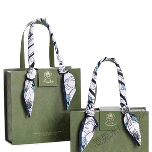 Ensemble cadeau de luxe personnalisé avec logo : serviette, tasse, éventail, parapluie – Cadeaux pour anniversaire, Saint-Valentin, Fête des Mères, mariage, pour invités - Product Image 6