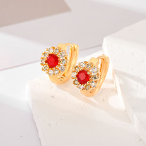 2025ใหม่คุณภาพสูงประณีตแฟชั่นพืชห่วงดอกไม้ชุบทอง18K ต่างหูเพทายสีทองเหลืองเครื่องประดับผู้หญิงทันสมัย - Product Image 4