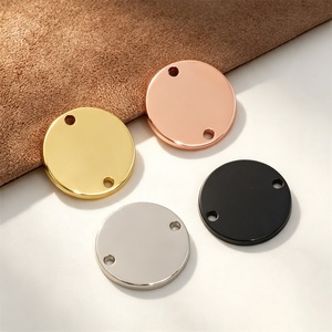 Étiquettes rondes en métal découpées au laser, plaquées or, or rose, argent, noir pour accessoires vestimentaires - Product Image 3