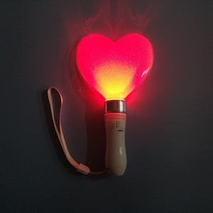 Logotipo de personalización Fiesta en forma de corazón Evento de concierto Dark LED stick <span class=keywords><strong>Glowstick</strong></span> - Product Image 2