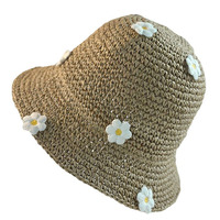 Vente en gros Crochet fait main petites marguerites fleurs Patch plaine paille seau chapeaux de paille été femmes plage papier pêcheur chapeau