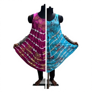 Vestido Midi Tipo Paraguas con Cuello en V, Estampado Batik Bohemio y Tejido con Efecto Ilusión - Product Image 1