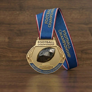 Vente en gros de médailles de football personnalisées de haute qualité en alliage de zinc 3D, or antique, argent, bronze, avec ruban - Product Image 1