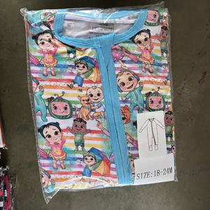 웨스턴 프린팅 특별 행사 대량 배송 준비 완료된 대나무 소재 여아 파자마 스타일 캐릭터 프린트 롬퍼 아기 대나무 지퍼 박스 - Product Image 3