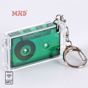 Vente flash : Mini <span class=keywords><strong>CD</strong></span> RFID, cassette NFC, porte-clés en plastique, album de <span class=keywords><strong>musique</strong></span> KPOP, étiquette NFC, porte-clés - Product Image 3