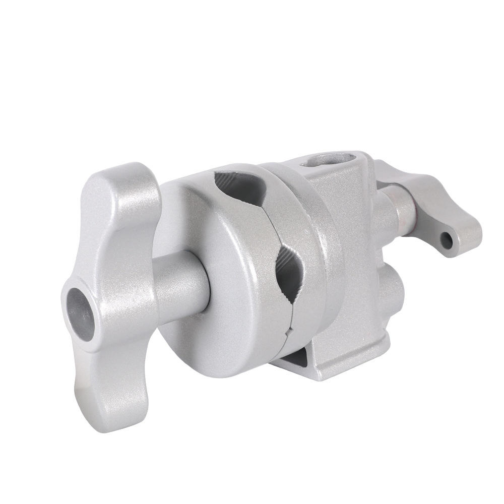 Pince universelle tout métal