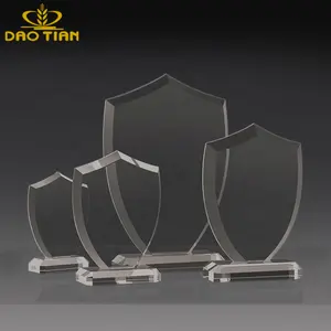 PuJiang DaoTian Großhandel hochwertige k9 leere Kristallglas Schild Trophäe benutzer definierte 3D-Lasergravur Kristalls child Geschenk
