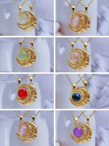 Venta al por mayor imán oro Luna inicio conjunto pareja colgante collar rosa azul piedra preciosa rompecabezas joyería celestial para Mujeres Hombres - Product Image 2