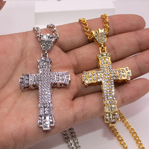 Collier pendentif croix en alliage de zinc or et argent, serti pavé, design ajouré, pour homme, bijou cadeau - Product Image 1
