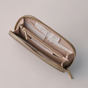 Wholesale Large Capacity Women's Long <b>Wallet</b> Pu Leather Multi-Compartment Card Holder and <b>Money</b> Clutch With Zipper - Product Image 1