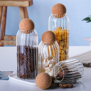 Frascos de Vidrio de Borosilicato de Diseño Moderno con Tapa de Corcho, Rayados, Libres de BPA, Hechos a Mano y Aptos para <span class=keywords><strong>Microondas</strong></span>, para Almacenamiento de Alimentos - Product Image 1