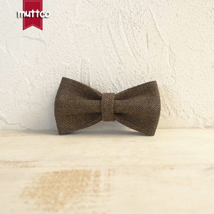 Nœud papillon pour chien MUTTCO, motif chevrons brun foncé, accessoire décoratif pour animaux de compagnie UBT-118 - Product Image 2
