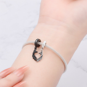 Estas alas asimétricas presentan un diseño único que es discreto pero lujoso. (Accesorios de bricolaje) - Product Image 6