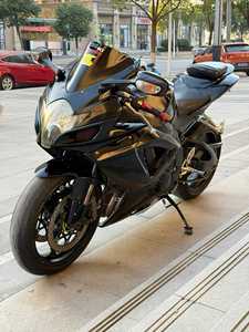 Moto de course Suzuki Gsx750r <span class=keywords><strong>4</strong></span> temps refroidie par eau, freins à disque, démarrage au kick, haute performance pour une vitesse supérieure à 180 km/h - Product Image 1