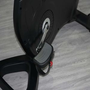 Bici verticale stazionaria per bici da palestra per la riabilitazione professionale cinese - Product Image 6