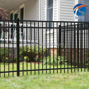 Panneaux de clôture en acier corten découpés au laser de conception moderne clôture tubulaire de garnison en métal de jardin à faible entretien avec poteaux <span class=keywords><strong>prix</strong></span> bon marché - Product Image 3